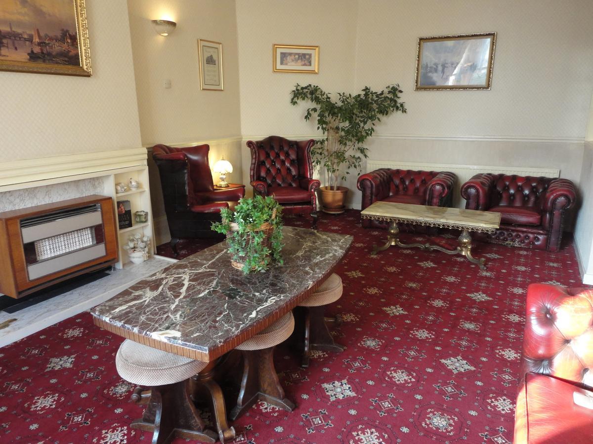 The Talbot Hotel Southport Esterno foto